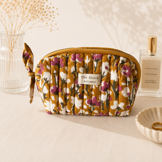 Golden Wildflower Bloom Medium Toiletry Bag — Elegant Organisation for Everyday Essentials